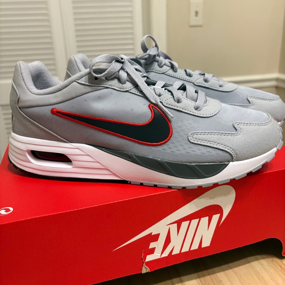 Nike Gray Air Max Solo Shoes Sneakers Grey with Black Red Swoosh